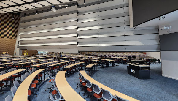 Growth in moveable walls for university lecture theatres